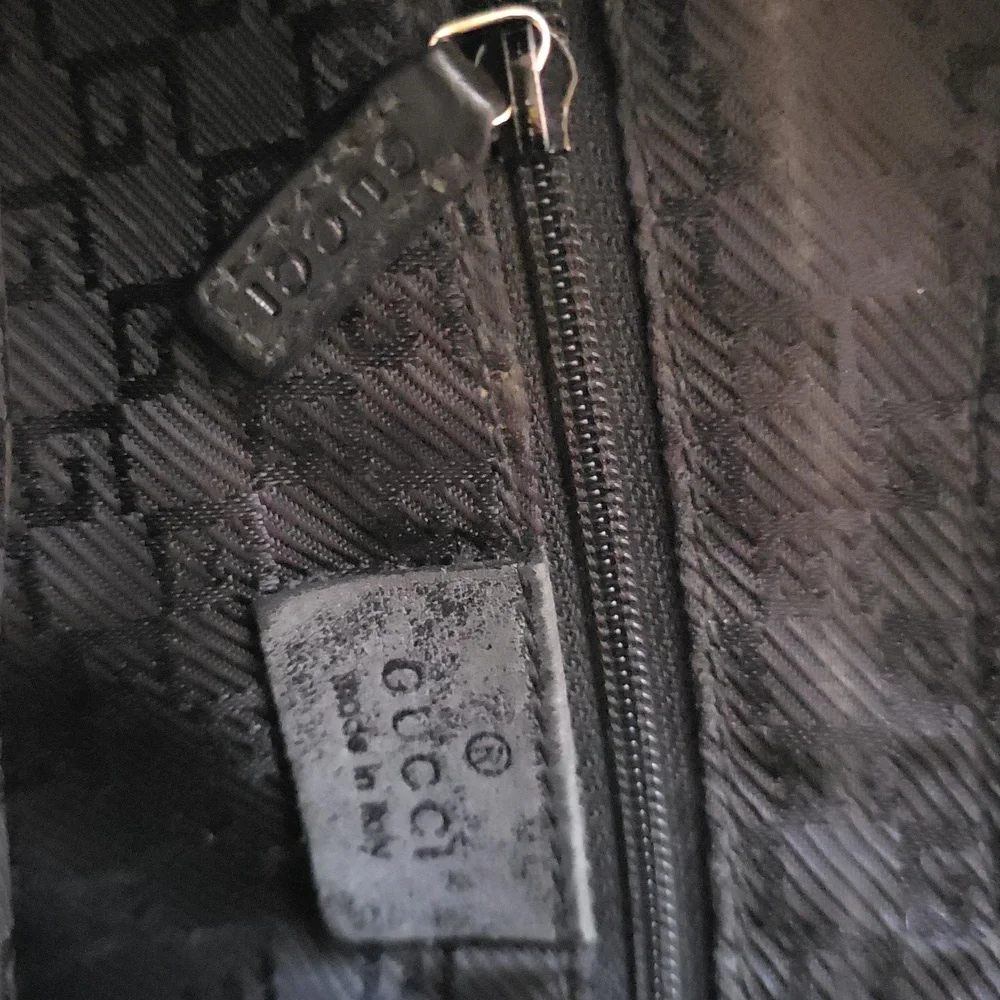 Gucci Black Men's Hobo Shoulder Bag - Picture 12 of 15
